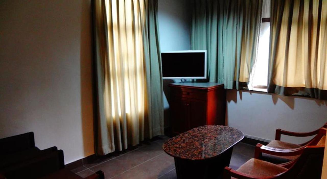 Hotel Nana'S Inn Куала-Лумпур Екстер'єр фото