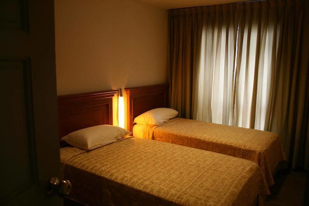 Hotel Nana'S Inn Куала-Лумпур Екстер'єр фото